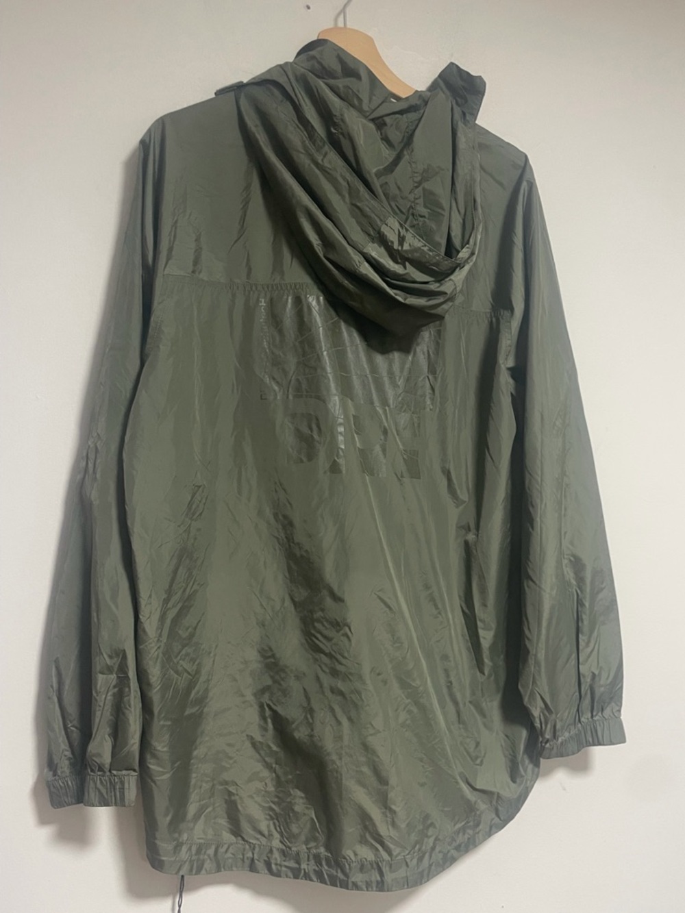 Diesel Parachute Tech Hooded Windbreaker Jacket Olive Green Size L - Picture 3 of 16